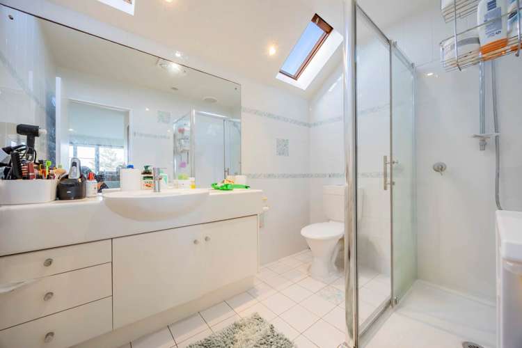 2/4a Bracken Avenue Takapuna_13