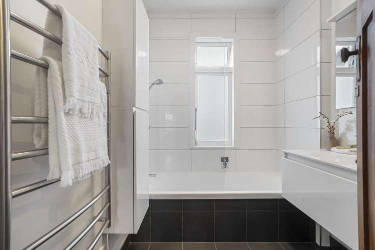 1 Rhodes Avenue Mount Albert_16
