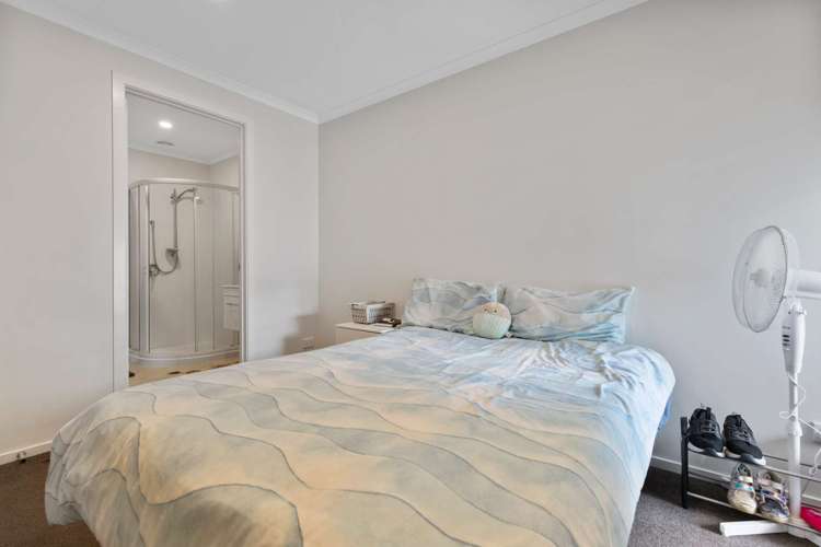 2/113 Knighton Road Hillcrest_10