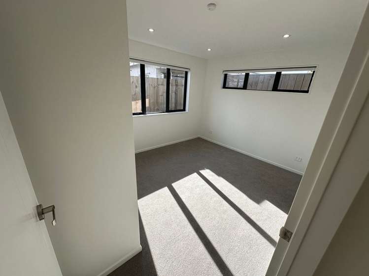 28D McKinstry Avenue Mangere East_22