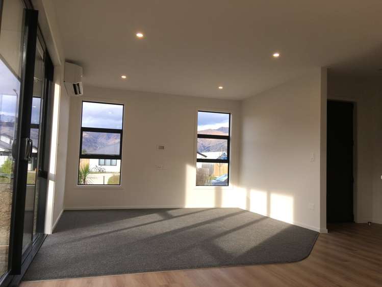 28 Hewson Crescent Lake Hawea_5