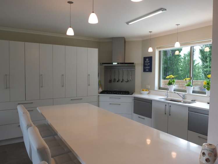 14 Coronet Place Otematata_5