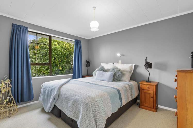 1 Harvard Grove Totara Park_9