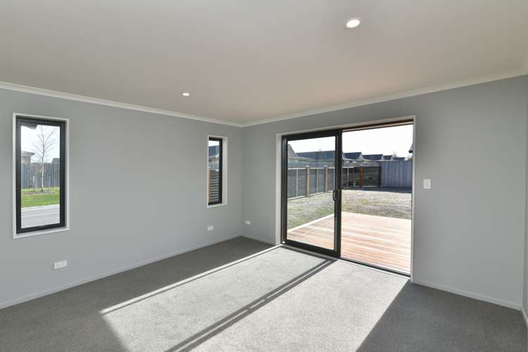 2 Old Farm Place Rangiora_9