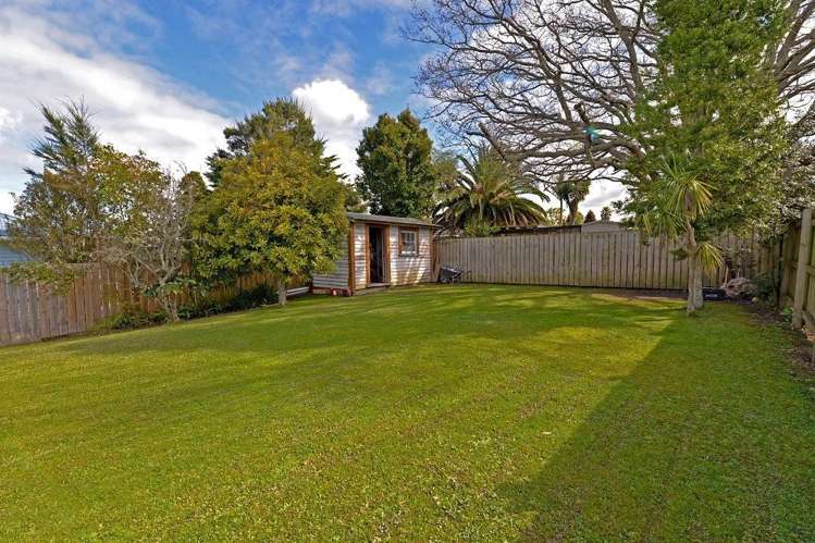 32 Coniston Avenue Te Atatu South_13