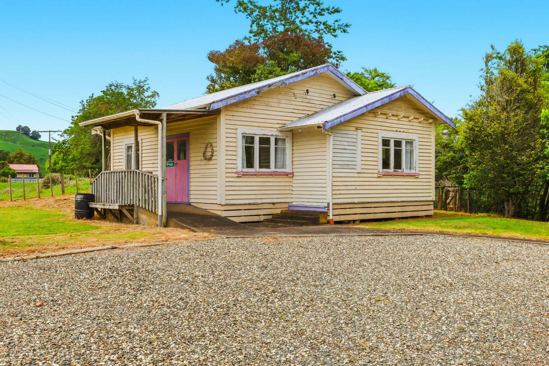 10 Cemetery Road Matiere_0