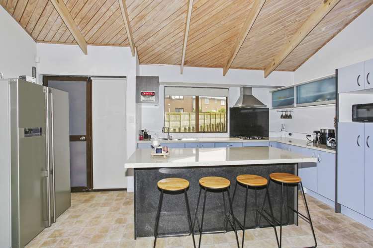 608c Massey Road Mangere_15