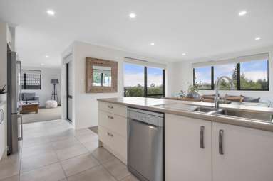 5 Cascade Way_4