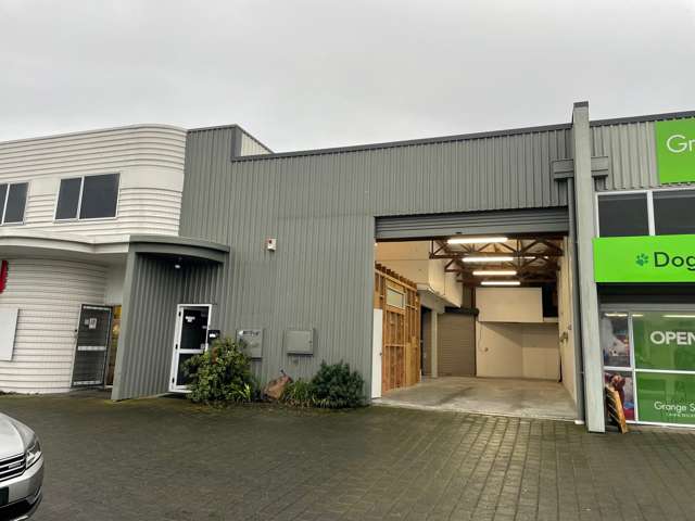 2/81 Newton Street Mt Maunganui_1