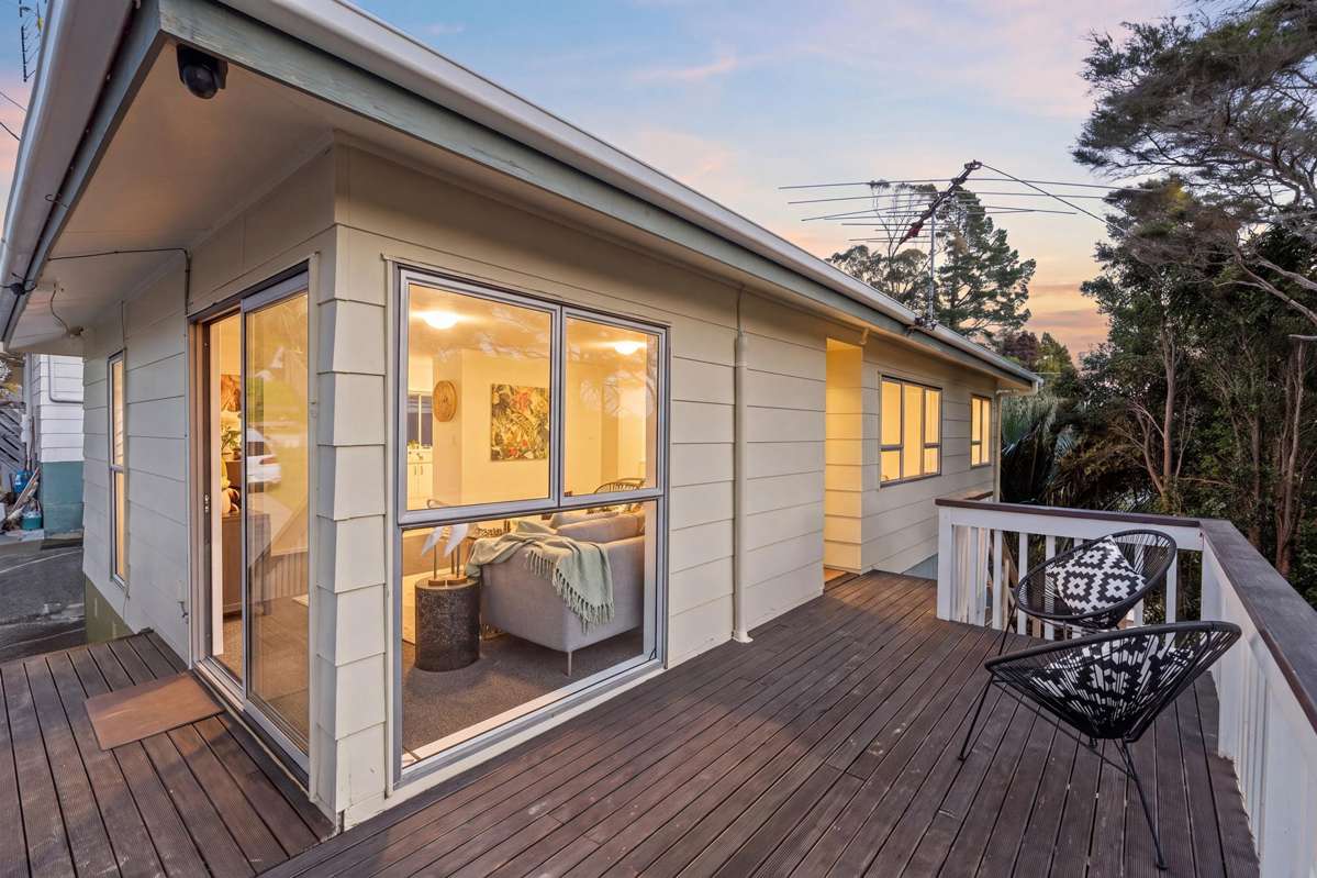 2/159A Manuka Road_1