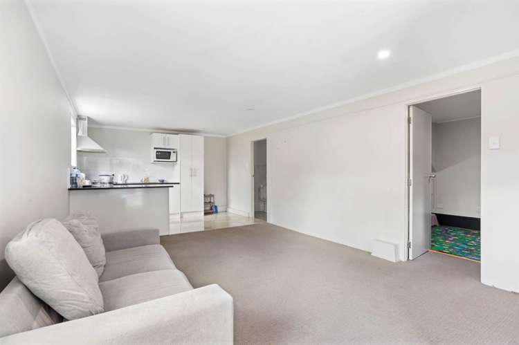 22 Kelkirk Street Kelston_9