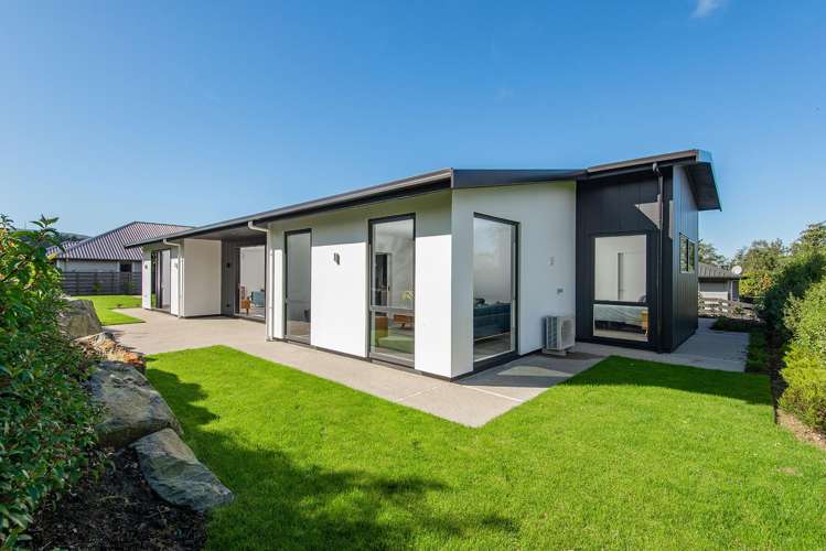 6 Redwoods Lane Helensburgh_37
