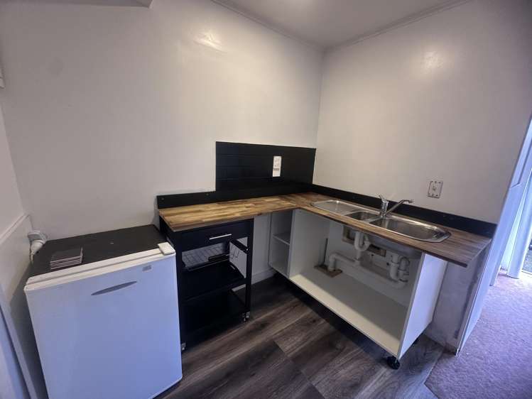 7B Seine Rd Forrest Hill_5