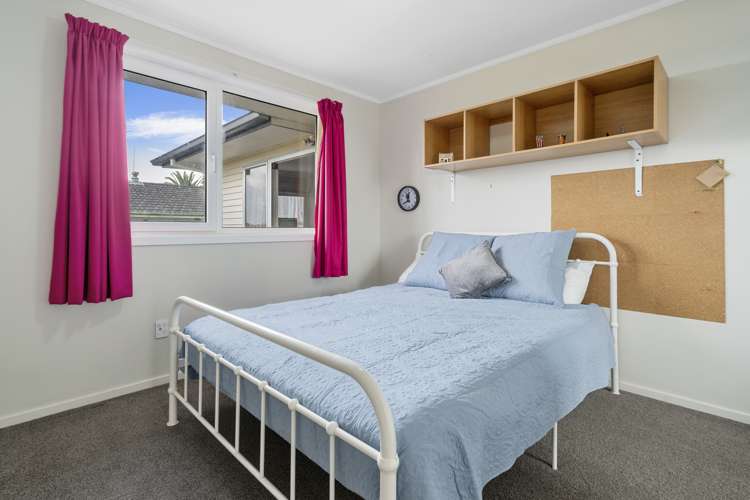 31 Roick Parade Glen Eden_11