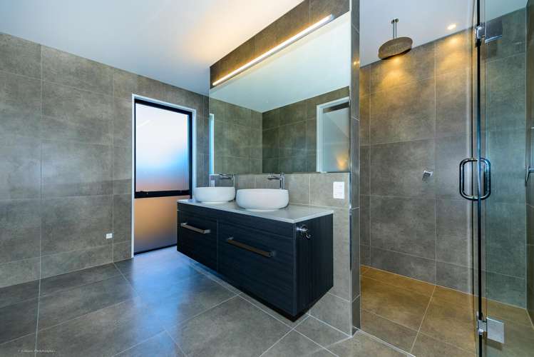 10 Benashet Drive Lincoln_19