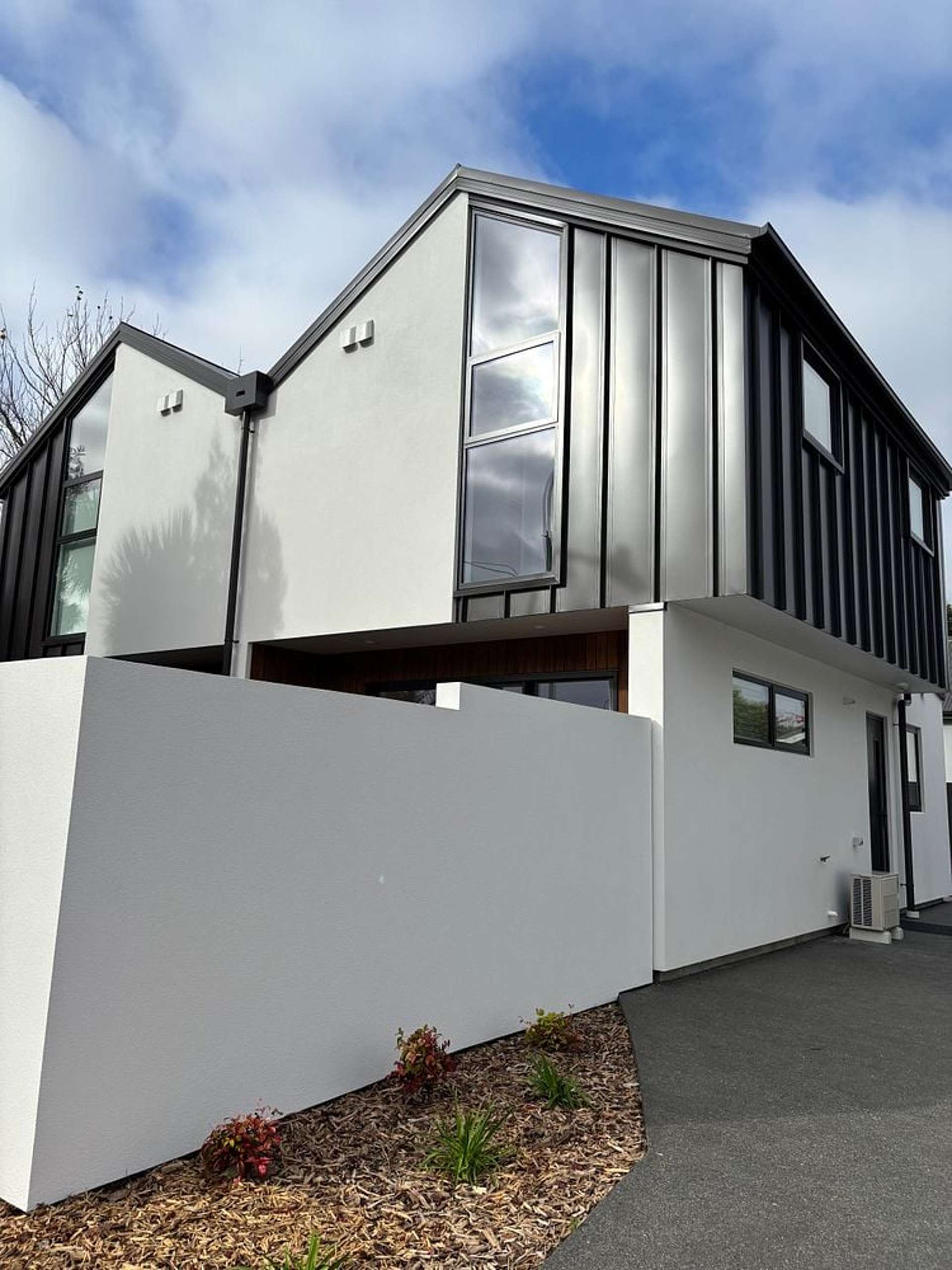 3/30 Cornwall Street St Albans_0