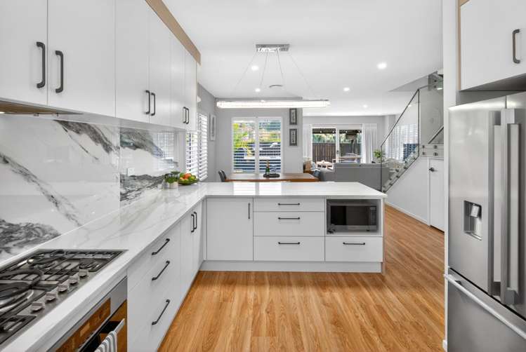 8C Jern Place Eastern Beach_10