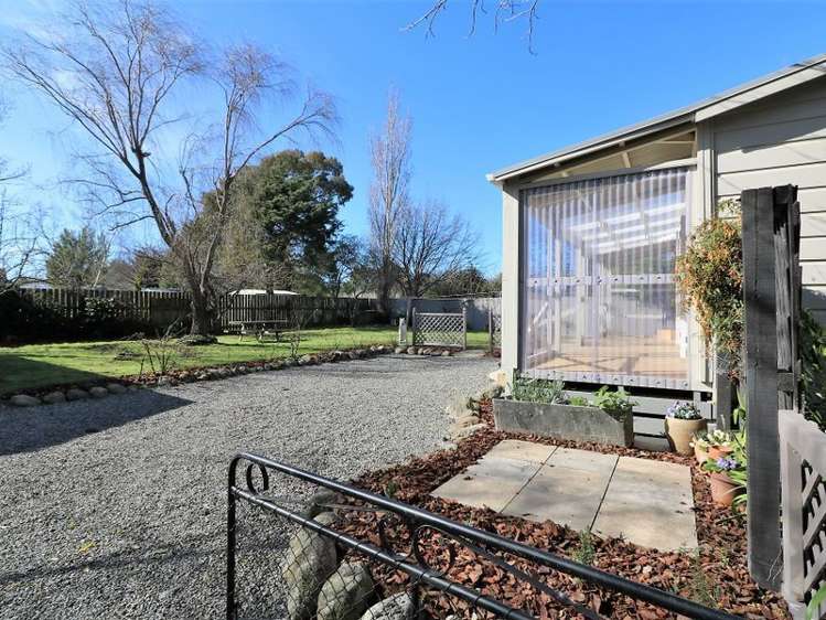 60 Victoria Street Carterton_14