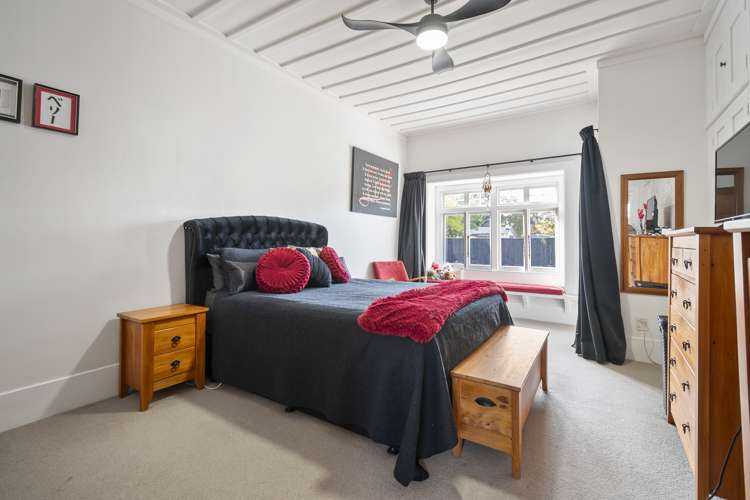 287 College Street West End_25