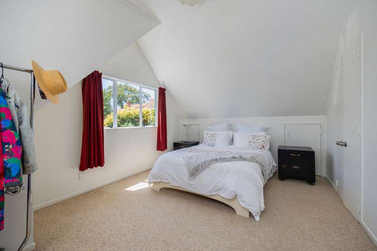 707 & 707B New North Road Mount Albert_62