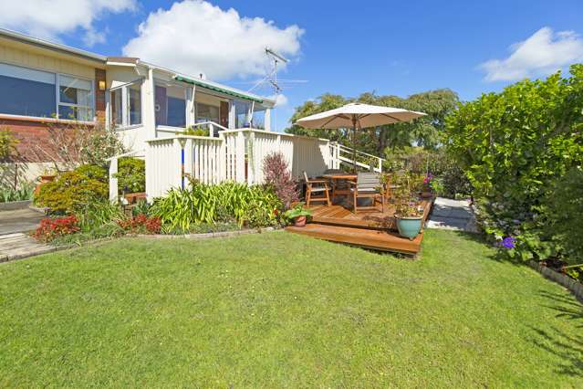 2a Halldene Terrace Red Beach_1