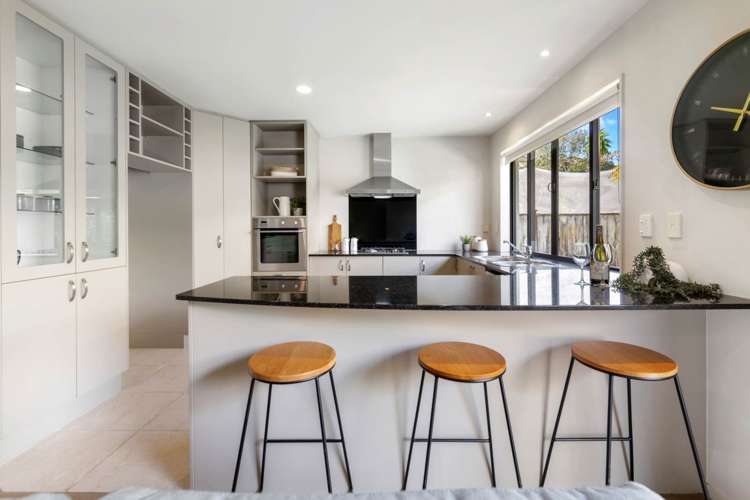 9 Oakville Avenue Flat Bush_9