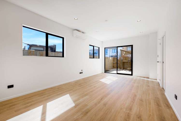 16 Whare Kauri Road Papakura_6