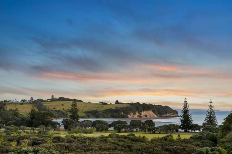 24 Kotanui Avenue Army Bay_10