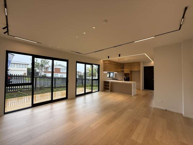 Lot 3/1 Imatra Place Sunnyhills_9