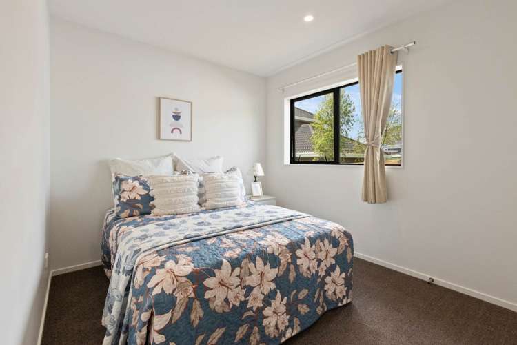 11 Sophie Lane Henderson_16