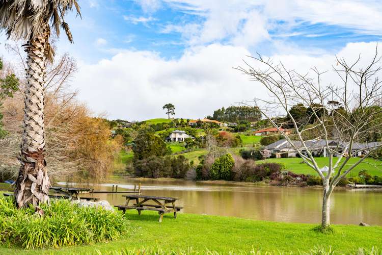 2 Nihotetea Lane (Pvt) Maunu_23