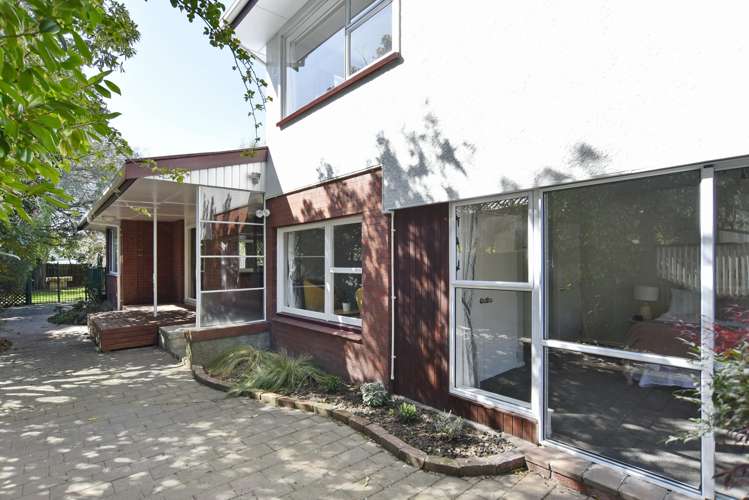 910 Avonside Drive Avondale_33