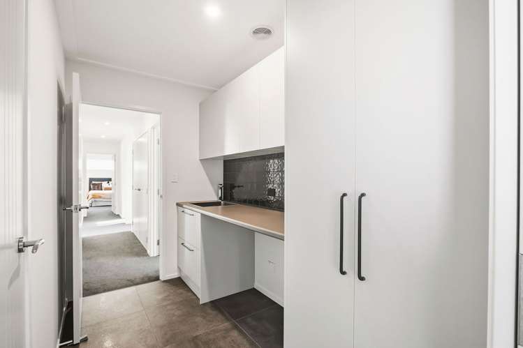 1 Kaurinui Crescent One Tree Point_13