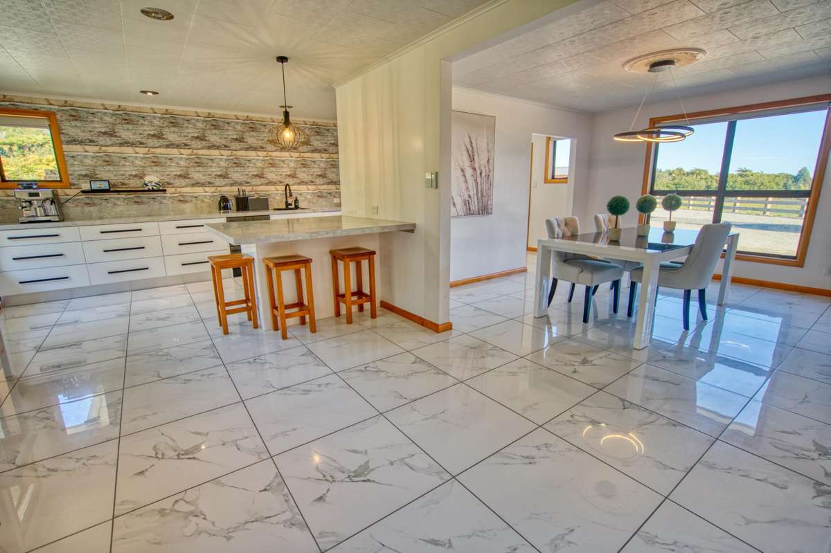 169 Coulson Road_2