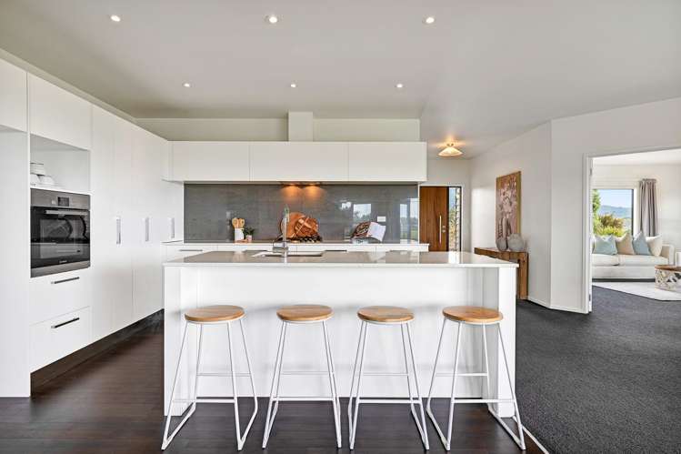 713 Plymouth Road Koru_7