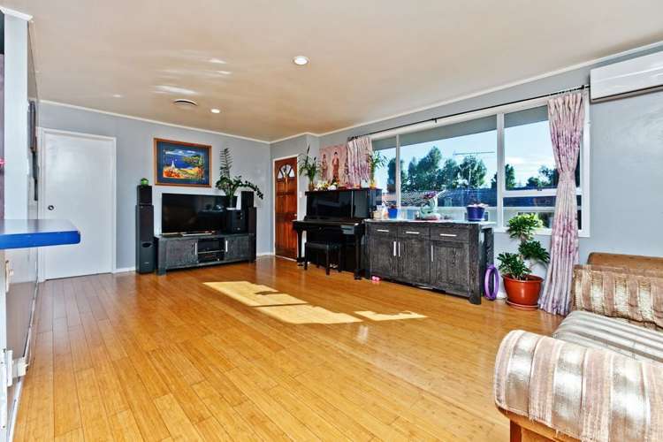 27 Vandeleur Avenue Birkdale_17