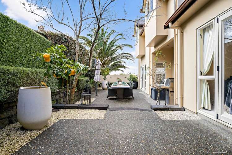 6 Chardonnay Rise Henderson_3