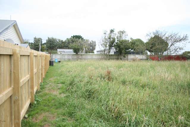 75 Tauhuri Street Manaia_3