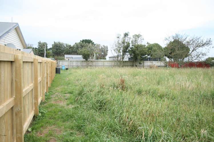 75 Tauhuri Street Manaia_3