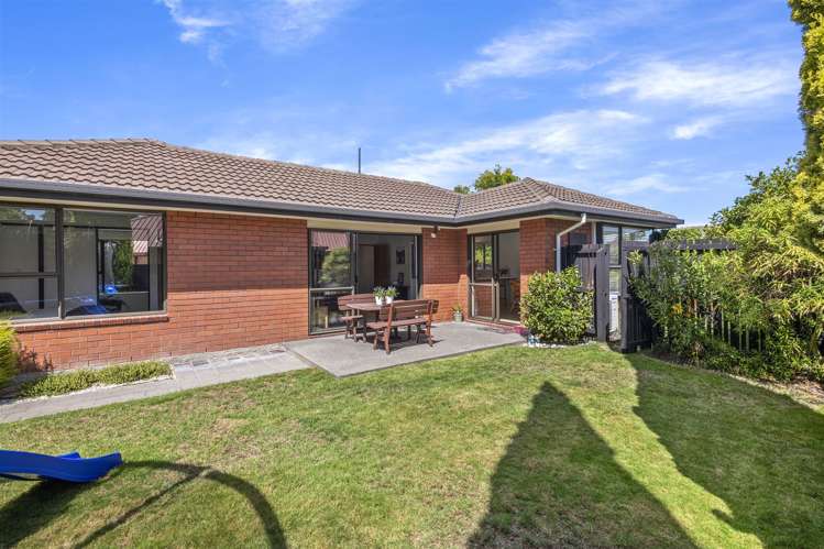 12 Thornhill Place Sockburn_11