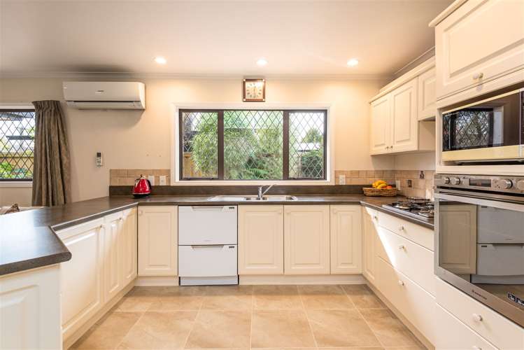 24 Tomes Road Saint Albans_15