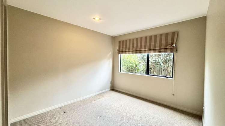 16 Waltham Street Henderson_19