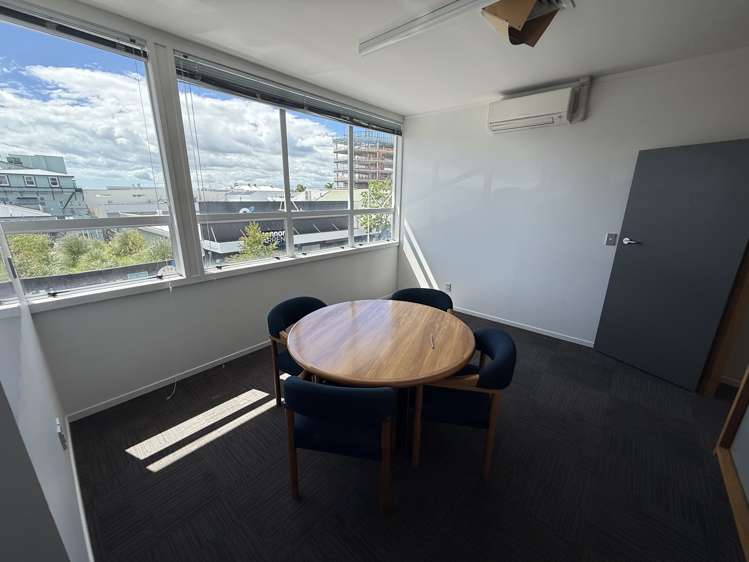 117 Willow Street Tauranga_2