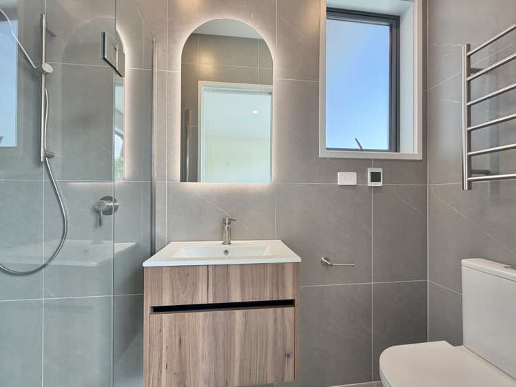 70 Huanui Drive Orewa_14