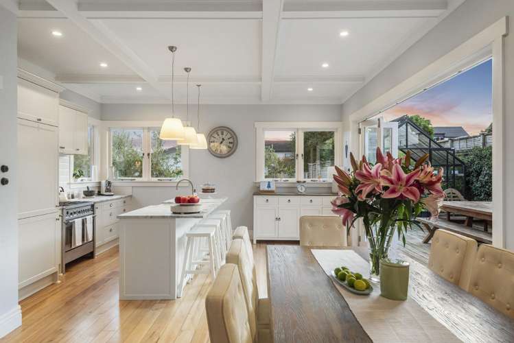 41 Lake Road Devonport_2