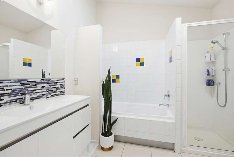 7 Pikitanga Close Tawa_28