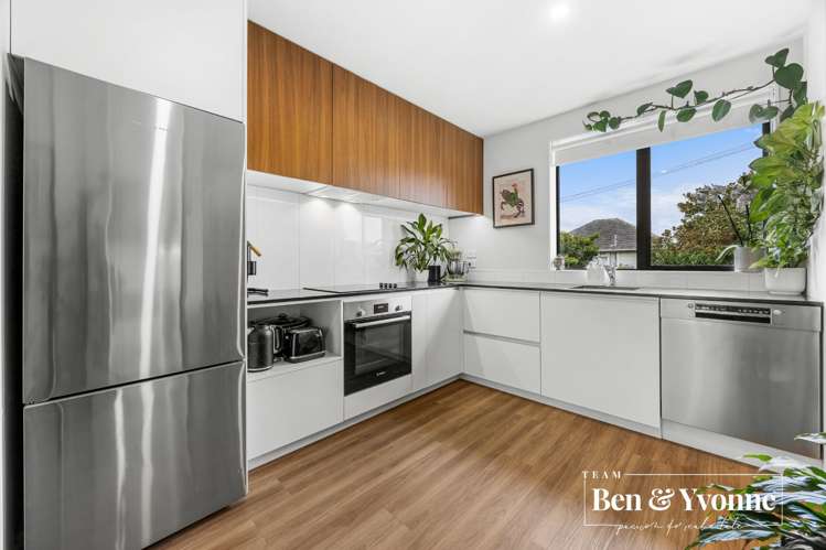 34d Coral Crescent Panmure_6