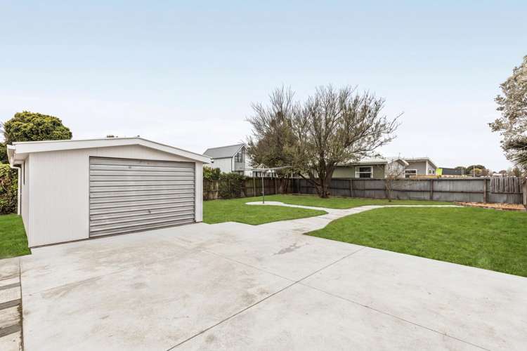 43 Aldershot Street Aranui_14