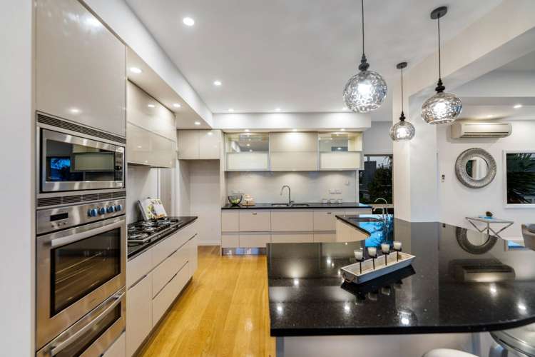 90a Marine Parade Mellons Bay_23