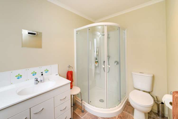 2 Logan Grove Feilding_15